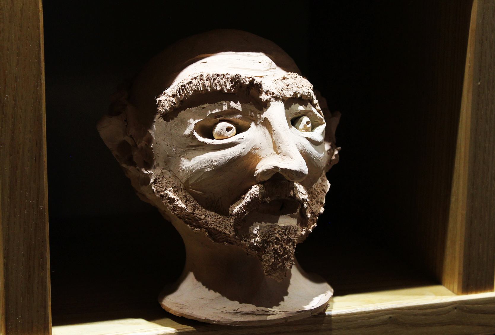 il Dubbio di Fra Torsone - terracotta 13x17x20 cm