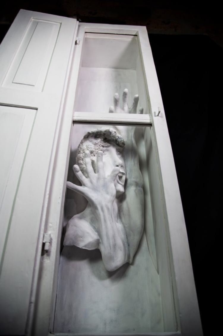 touchless - detail